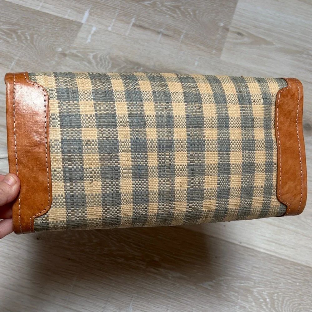 Plaid Tan and Green Women's Straw Handbag - Picture 3 of 6